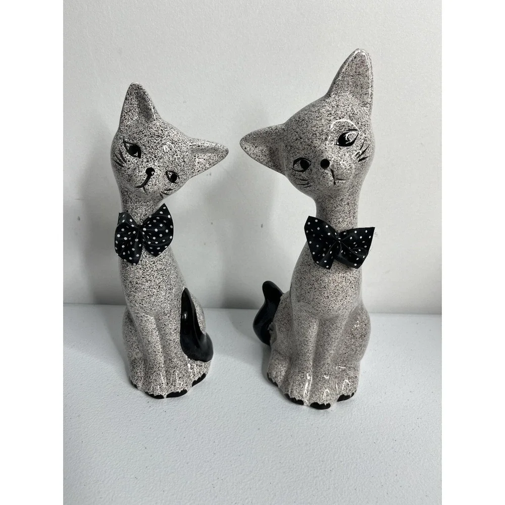 Vtg Pair Of Ceramic Speckled Siamese Cat W/ Bows‎ Statue Figure Set Of 2